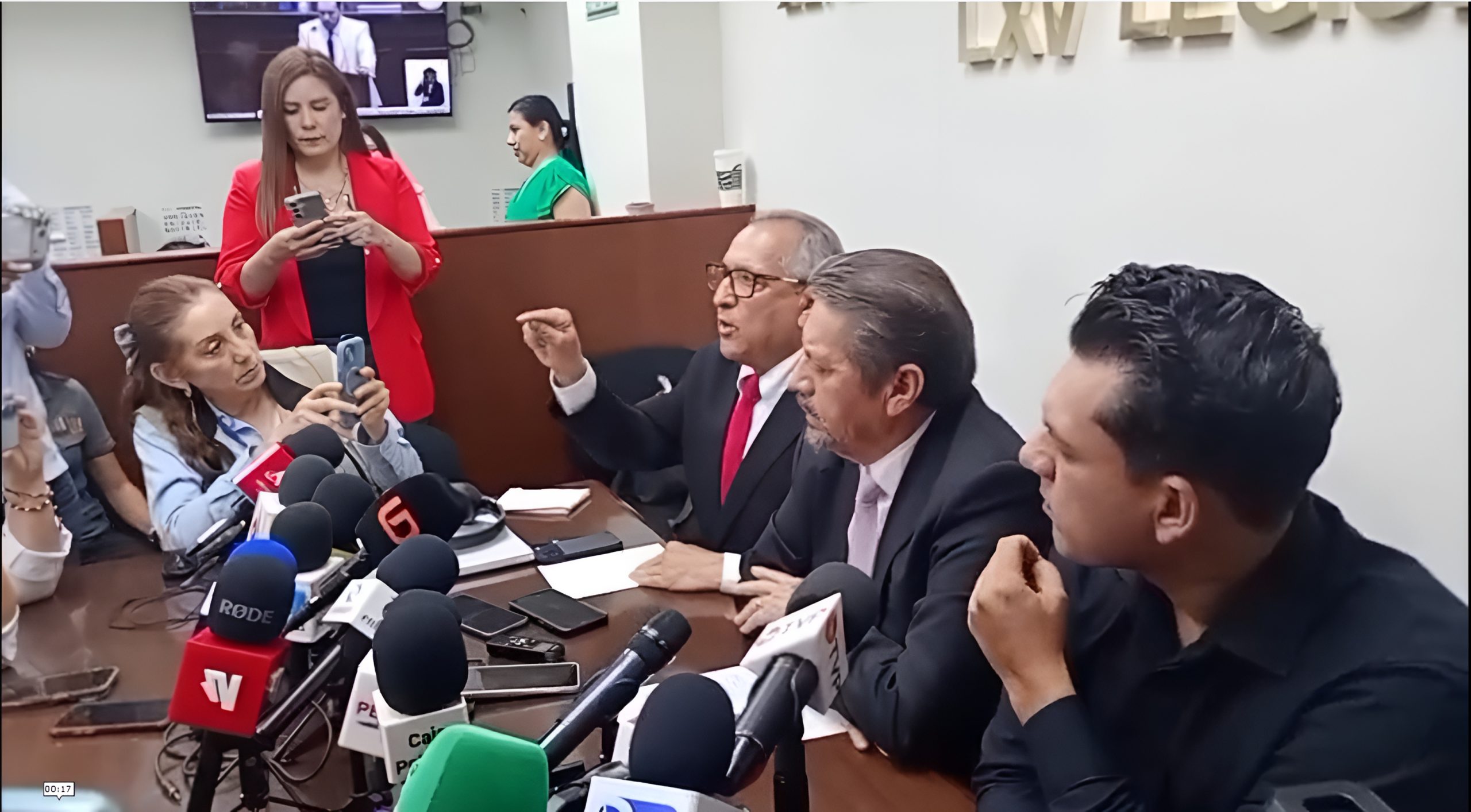 ¿Procede la pensión? Congreso analiza caso de exjefe policiaco en la mira de EE.UU.