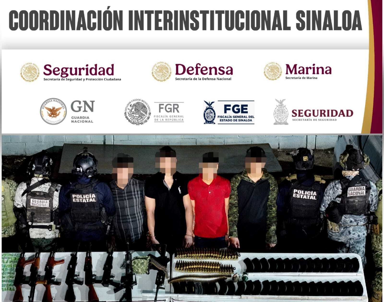 Derivado de una denuncia anónima al 089, el Grupo Interinstitucional detiene en Culiacán a 4 civiles; les asegura 7 fusiles, una ametralladora, cargadores, cartuchos, granadas, equipo táctico, dosis de droga y 2 vehículos.