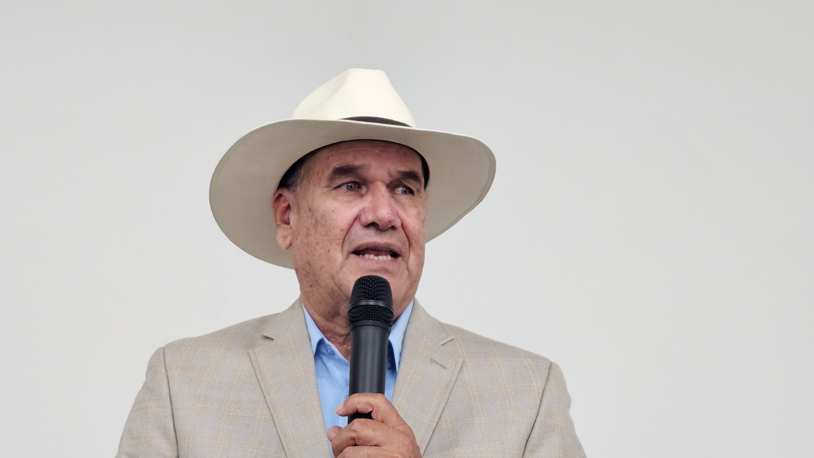 La Sociedad Sinaloense de Salud Pública inicia actividades académicas con un llamado a prepararse ante el regreso del gusano barrenador