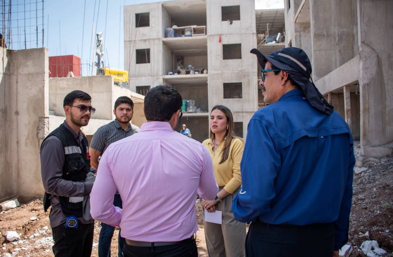 Supervisan avance de 58% en proyecto de Viviendas del Bienestar en Culiacán