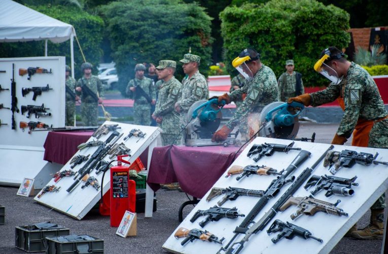 Destruyen 639 armas de fuego, 3 mil 303 cargadores y 153 mil 65 cartuchos de diferentes calibres en la Novena Zona Militar