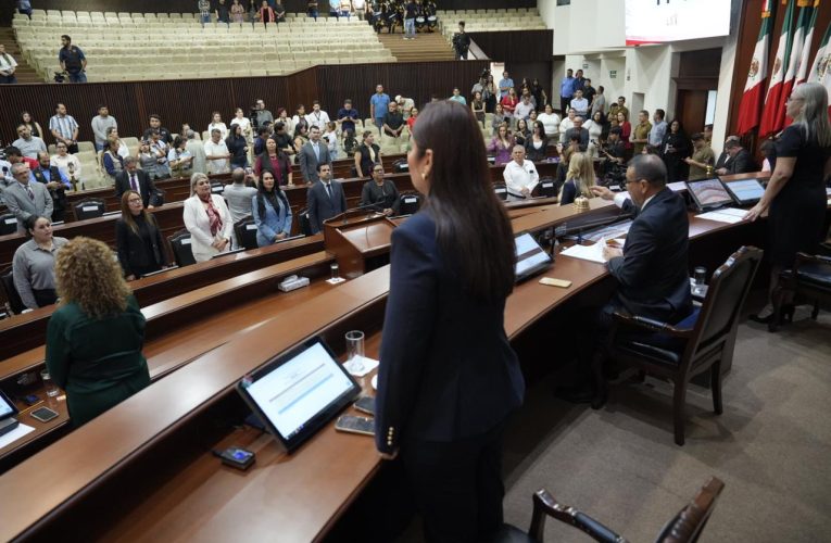 Clausura Congreso de Sinaloa Segundo Periodo Ordinario de Sesiones de su Segundo Año Legislativo