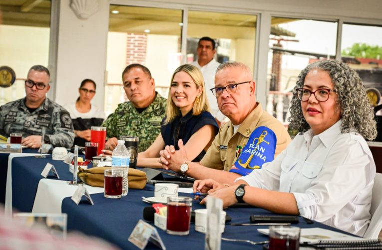 Gobernadora Graciela Domínguez Nava, preside la Mesa de Construcción de Paz y Seguridad con alcaldes del sur de Sinaloa