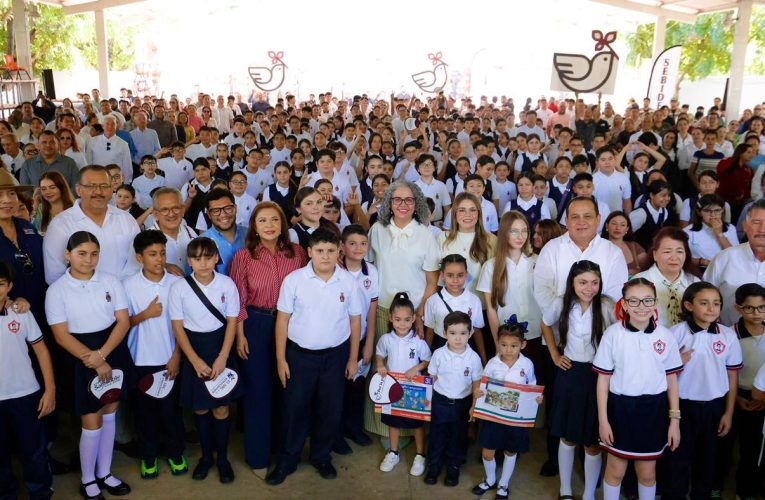 En Sinaloa se educa para la paz, expresa la Gobernadora Graciela Domínguez, al encabezar el inicio del ciclo escolar 2026-2027