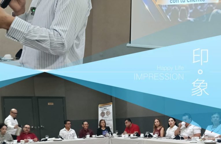 Jonathan Manjarrez imparte conferencia en la Asociación Mexicana de Contadores Públicos Colegio en Culiacán, A. C.