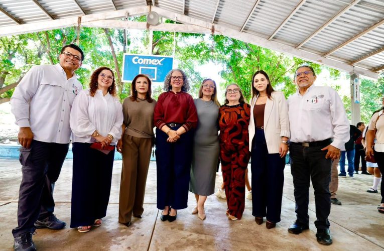 Compromete gobernadora Graciela Domínguez la rehabilitación integral de la secundaria general Severiano Medina Moreno, en Culiacán.